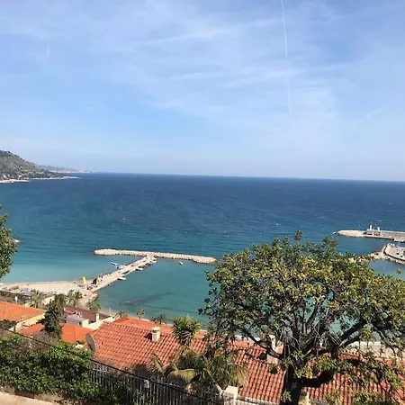 Superbe Vue Sur La Et Grand Ensoleille